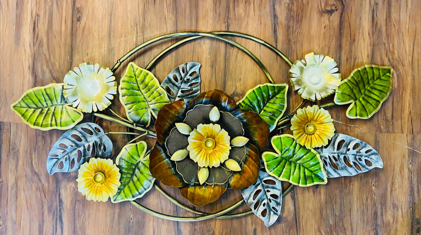 Rustic green floral decor